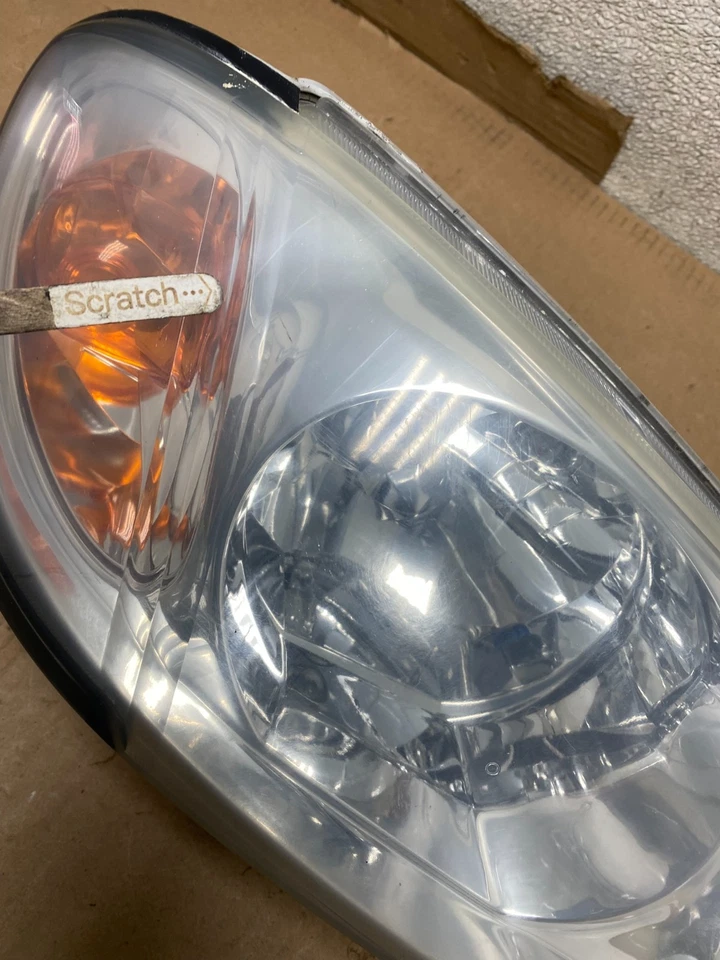 2000 to 2001 Infiniti I30 Right Passenger RH Side Headlight Halogen U8484 DW - Image 4 of 4