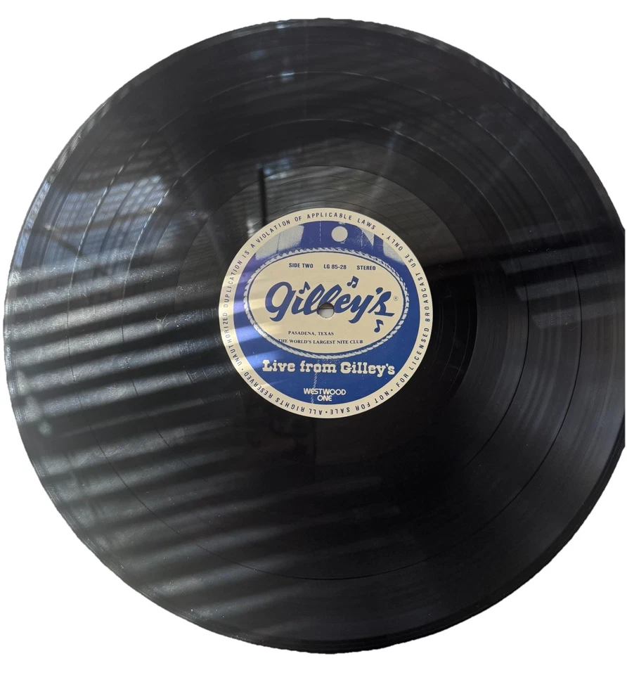 The Judds - Wynonna & Naomi - Live At Gilley’s - Vinyl LP W/ Cue Sheet! - RARE! - Image 3 of 3