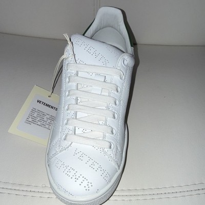 VETEMENTS Low Top White Lace Up Men's Solid Athletic Sneakers