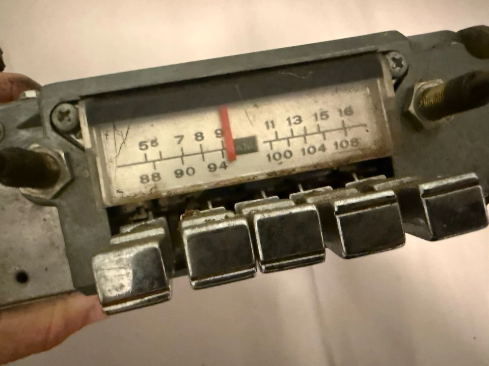 1964 1965 1966 Ford Thunderbird AM FM Radio Dash Push button - Image 2 of 4