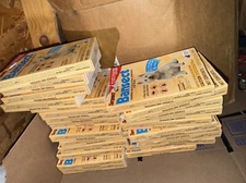 Sergeants Bansect ® Squeeze-On Flea & Tick Control Small Dogs 7-33 lb Lot Of 25