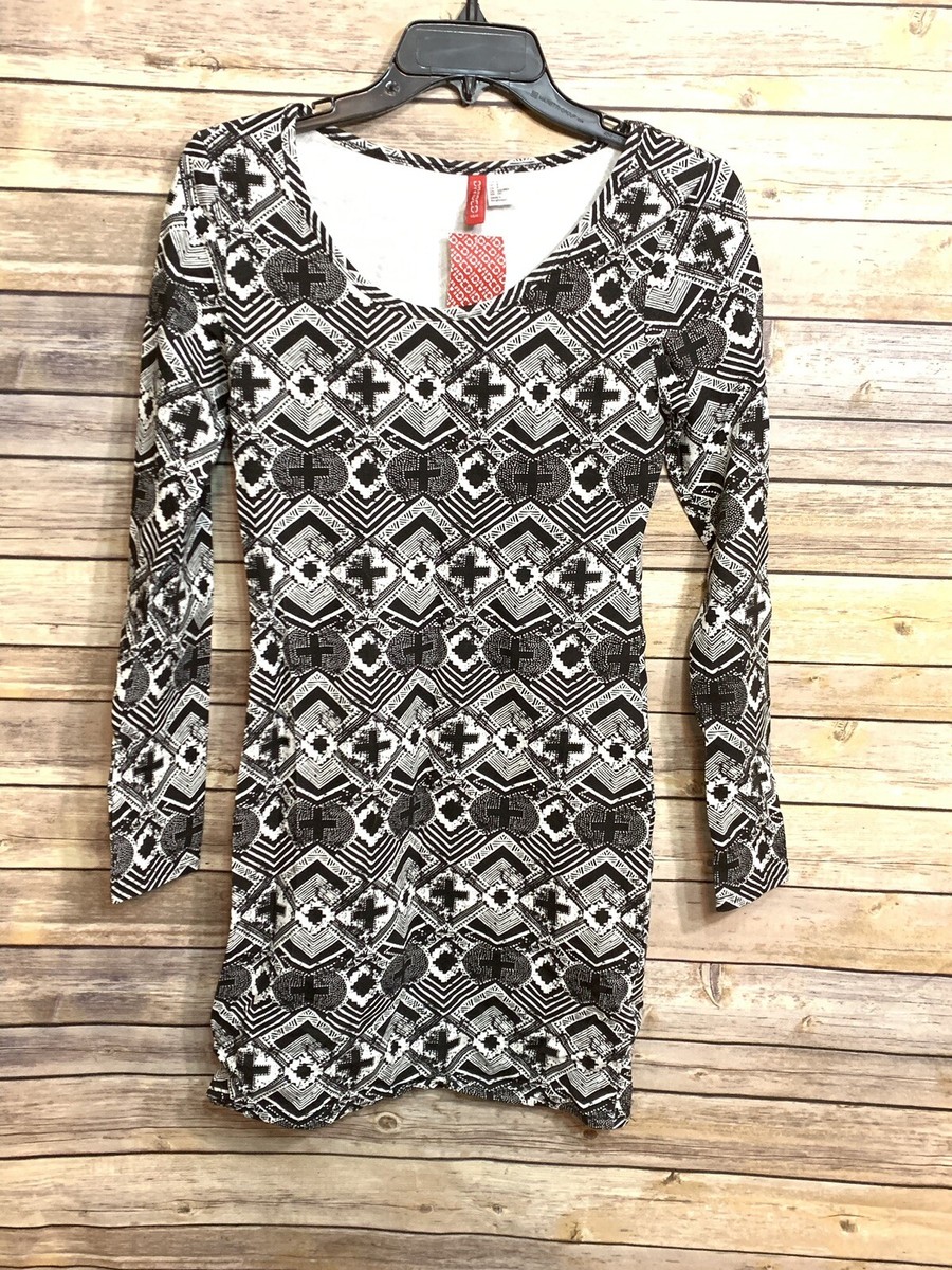 black and white aztec print trim long sleeve mini dress Pearl Chain Floral Bodycon Mini Dress Black / XS