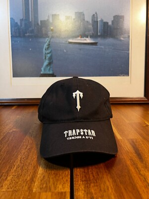 Trapstar Cap Irongate T Strapback 2.0 - Black/White