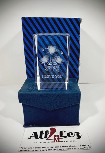 THE GLASS GALLERY CRYSTAL COLLECTION "I LOVE YOU" FLOWER PAPERWEIGHT / DISPLAY