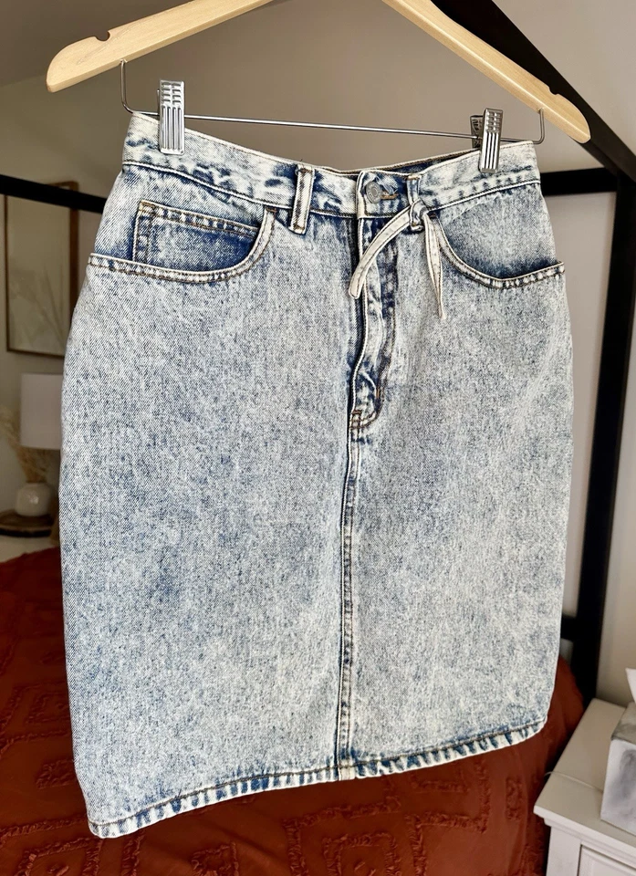 Falda midi vintage años 80’s 90’s Jordache talla 7/8 lavado ácido denim con cordones Foto 2 de 4