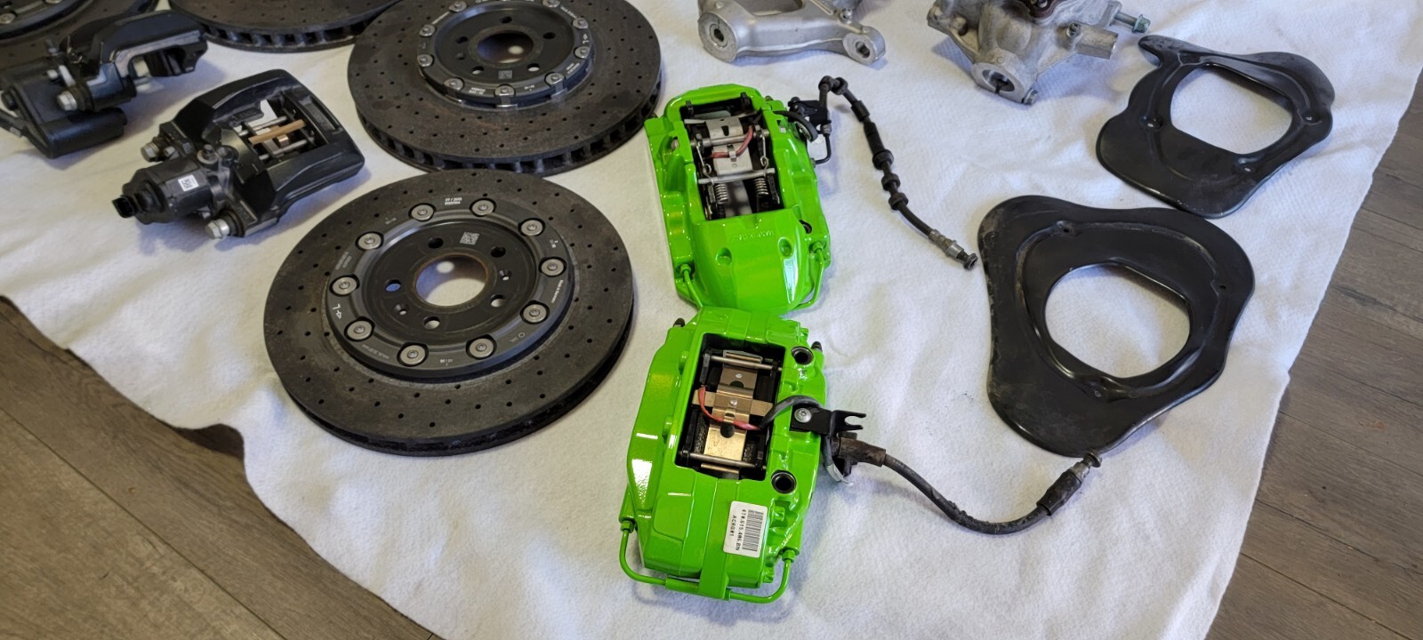 LAMBORGHINI HURACAN EVO CARBON CERAMIC BRAKE DISC CALIPER HUB UPGRADE SET OEM 