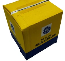 GENERAL ELECTRIC GE 4466 ALL GLASS SEALED BEAM LAMP 25W 8V BULB LIGHT