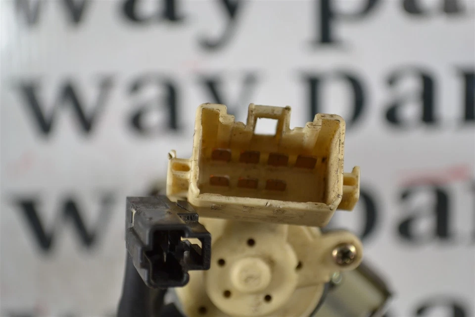 45020165 Toyota Paseo 1996-1999 Ignition Switch LOCK WITH  Key OEM 11F5 201 B4 - Image 4 of 4