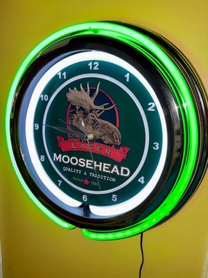 Moose Head Canada Beer Bar Man Cave Green Neon Style LED Clock Advertising Sign
