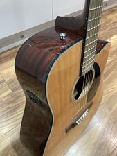Lovely Cond. Fender DG-60 NAT Acoustic Guitar Classic Design 6 String & Bag