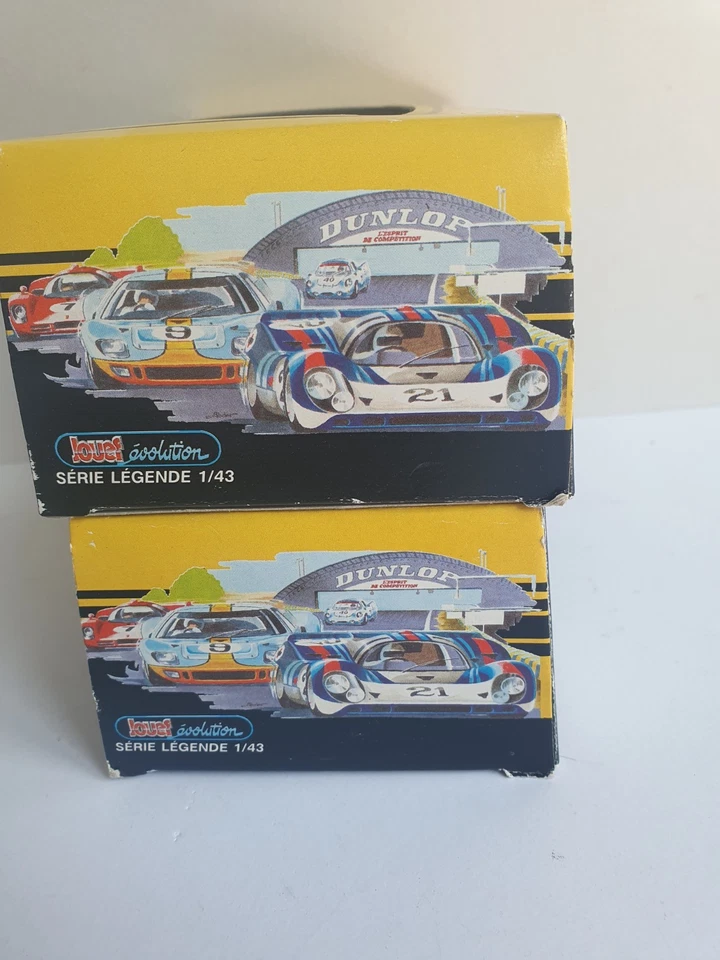 JOUEF EVOLUTION 1:43 TRIUMPH TR3 A RED RHD + GREEN RHD 1057 1058 x 2 MINT BOXED - Image 4 of 4