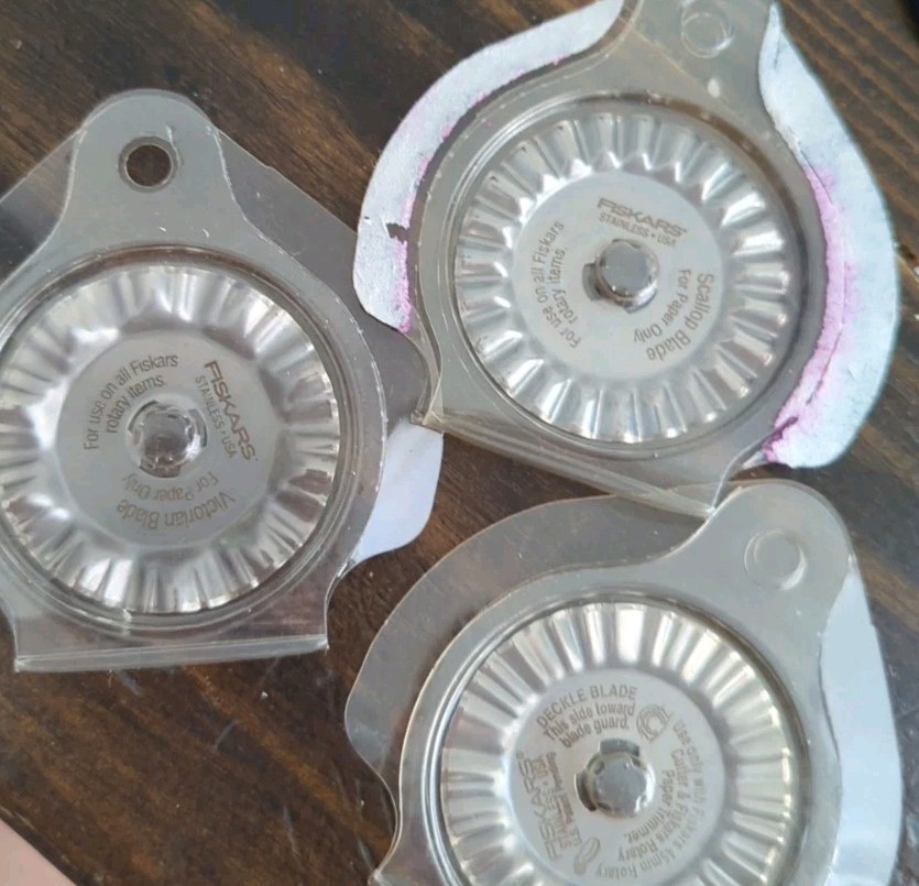 Fiskars 45 mm Rotary Blades- Deckle, Scallop, Victorian Lot Of 3