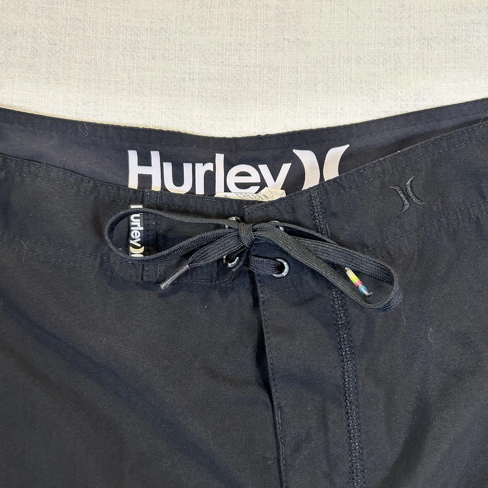 Baúl de baño Hurley One and Only para hombre negro cargo frente plano talla 38 Foto 3 de 4