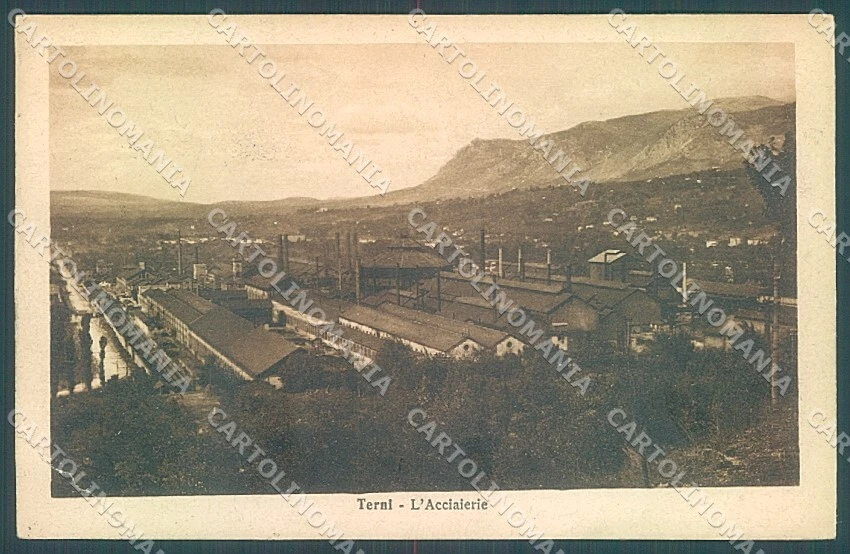 Foto 1 di 2