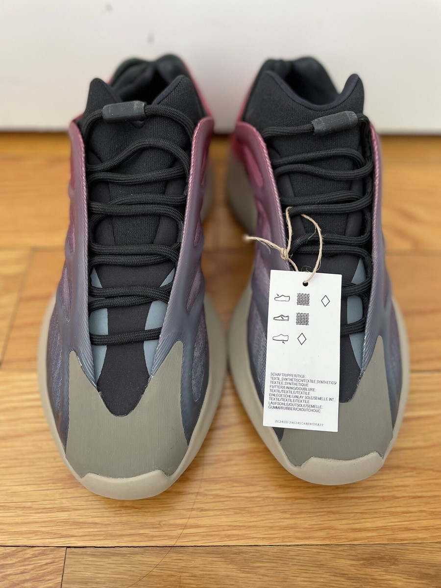 adidas gazelle silver green womens Yeezy 700 V3 Fade Carbon