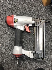 Central Pneumatic Air Nailer / Stapler 120 PSI Max 18 Gauge - 68019