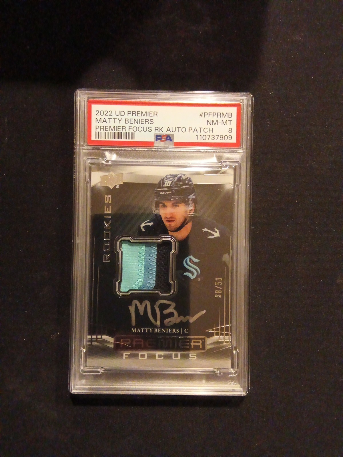 Matty Beniers 2022-23 UPPER DECK PREMIER Focus Rookies Auto Patch 38/50