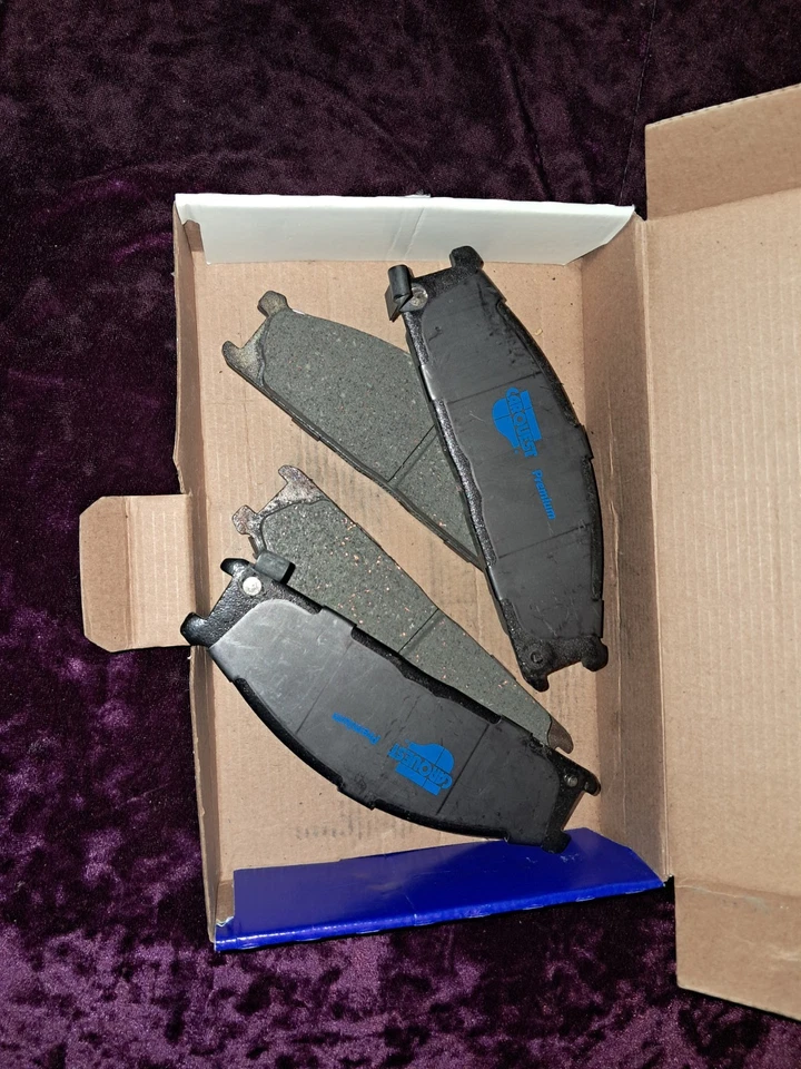 *D333 Front Brake Pad (Ceramic) for Nissan D21 86-94 & Dodge B100 Van 73-71 - Image 2 of 3