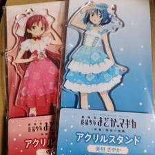2-piece set Madoka Magica acrylic stand Family Mart Sayaka Miki Kyoko Sakura