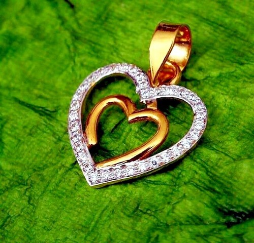 Pendentif Cœur Diamants 0,10 Ct - Or 18K Jaune - Diamants Ronds Naturels G/SI1 - Neuf étiqueté