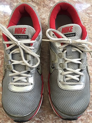 Nike Dual Fusion ST Performance Gray Running Men display picture 2