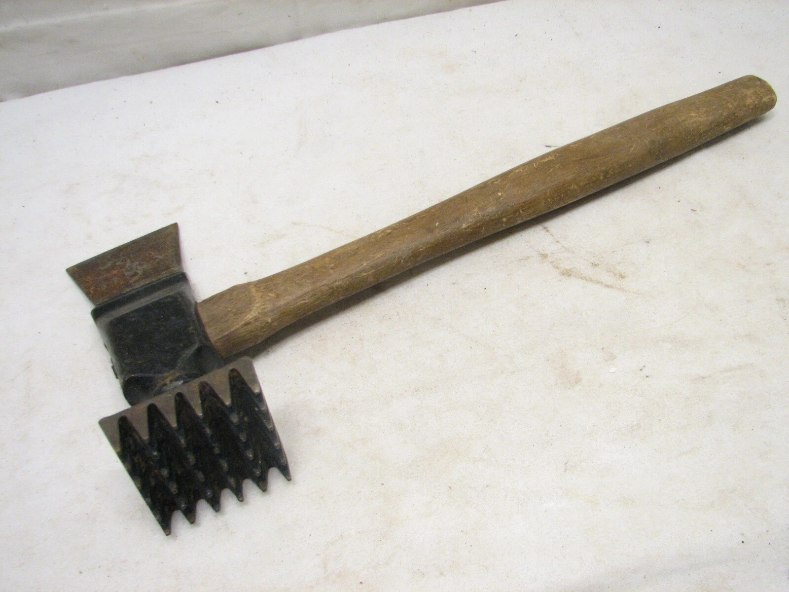 Early Cast Iron Meat Tenderizer Kitchen Tool Ice Hammer
