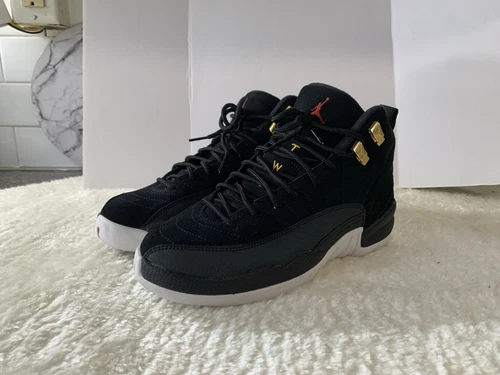 Taglia 6Y (GS) Jordan 12 Retro Mid Reverse Taxi Scamosciato