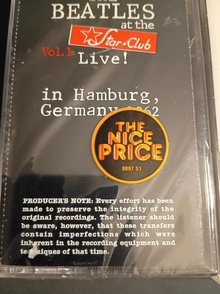 2 Vintage Beatles Cassettes Live In Hamburg & 20 Greatest Hits One Is Sealed - Image 2 of 4