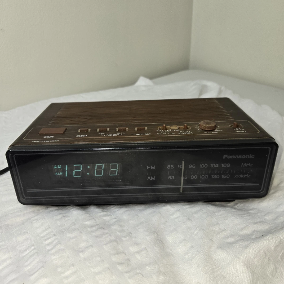 25+ Vintage Panasonic Am Fm Radio In Collectible Alarm Clocks