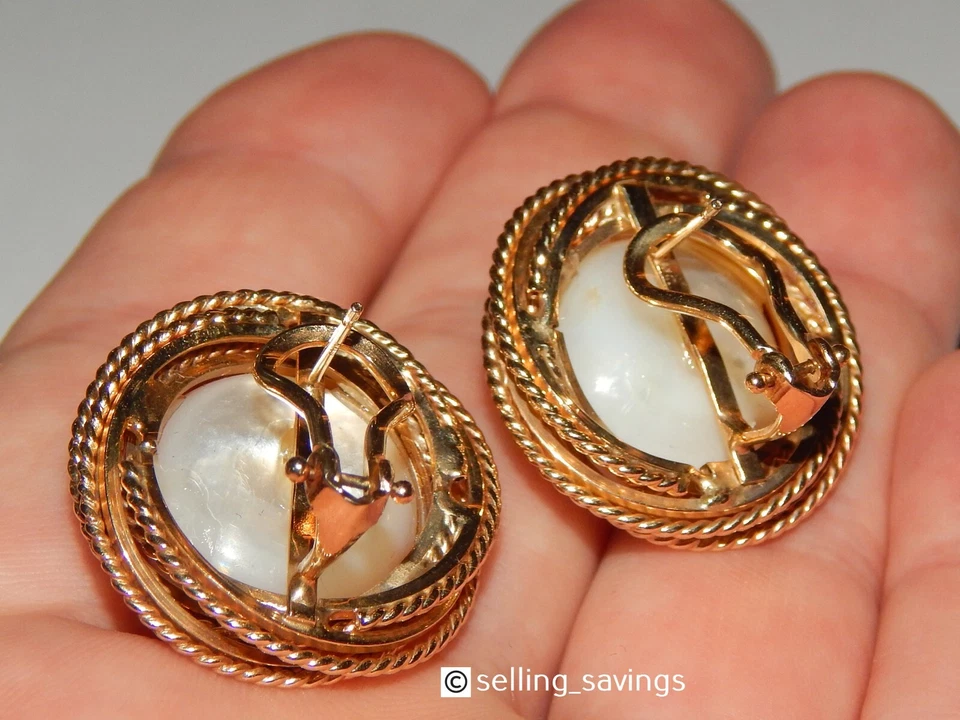 14K YELLOW GOLD MABE PEARL 1.1 INCH LARGE MILGRAIN OMEGABACK EARRINGS 16.7 GRAMS - Image 3 of 4