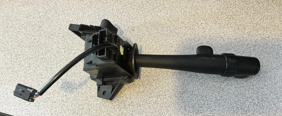 03-06 SILVERADO Sierra Turn Signal Wiper Switch Combo Used 12450067 - Image 3 of 4