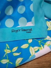 Roger Laurent Paris Scarf Made in Italy 36 x 35 Inches