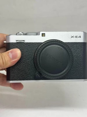Fujifilm X-E4 26.1MP Mirrorless Digital Camera - Silver (Body Only)