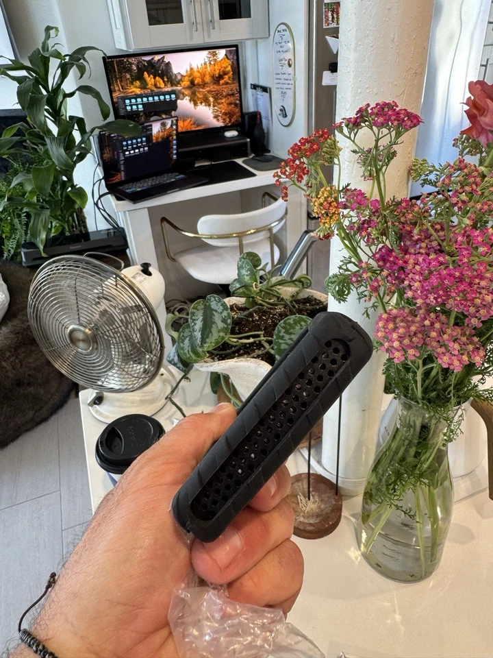 Glyph Blackbox Plus Rugged Portable 5400RPM Bus Powered 1TB Black Hard Drive - Image 2 of 4