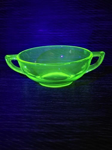 Vintage Uranium Green Depression Glass Cambridge Glass Sugar Bowl