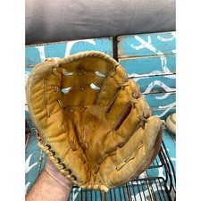 Vintage Guante Joga Tan Leather 10" baseball glove. Right hand Throw