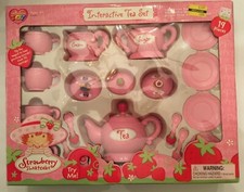Vintage Thinkway Toys Strawberry Shortcake Interactive Tea Set 19 Pieces 2003