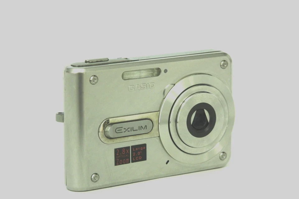 Casio Exilim EX-S100 defekt Ersatzteil spare parts (13061906)