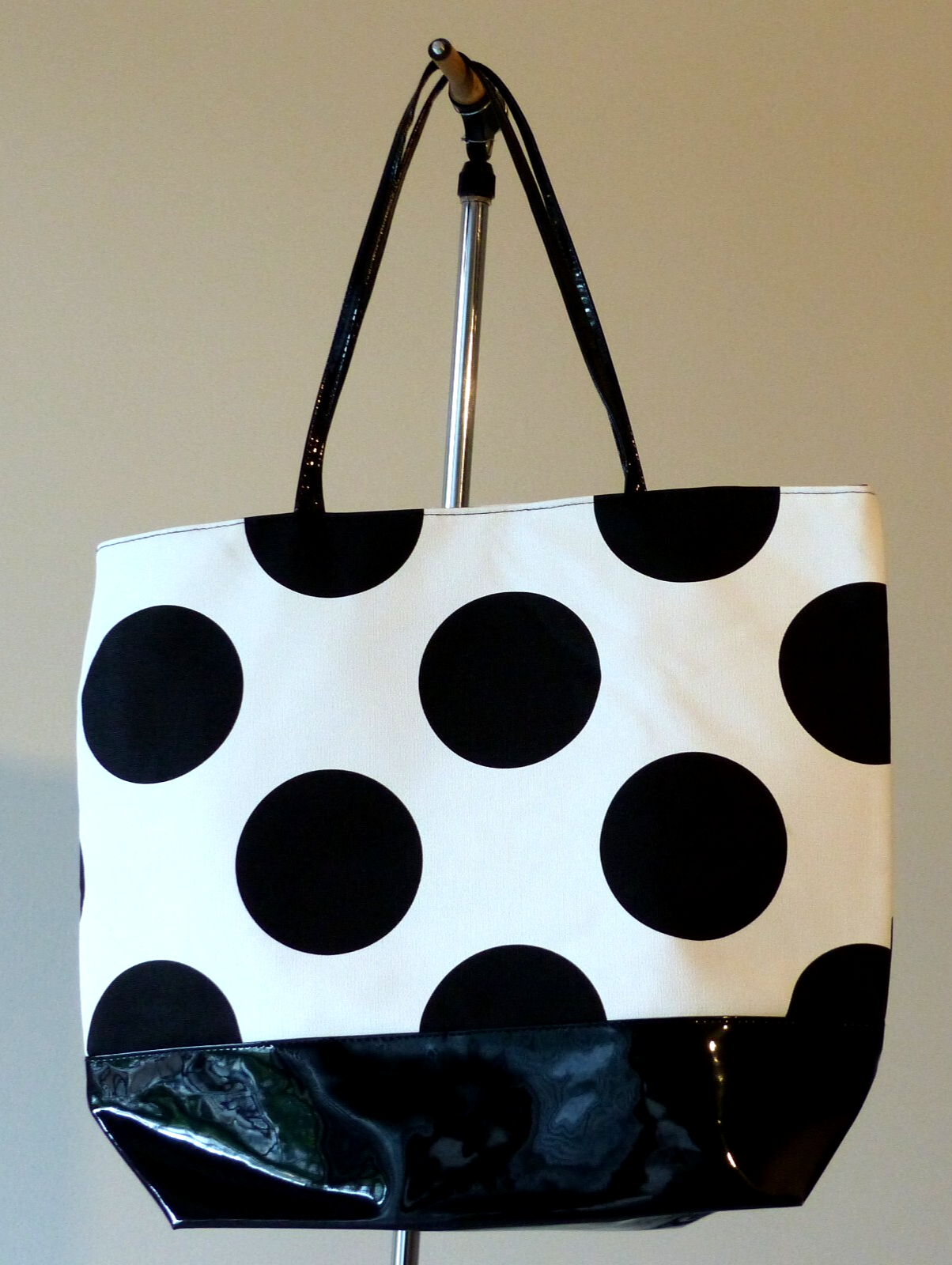 Women's Large Polka Dot PVC Tote Bag with Magnetic Clasp