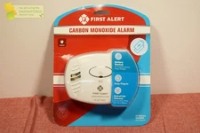 First Alert Plug-in Carbon Monoxide Alarm with Battery Backup