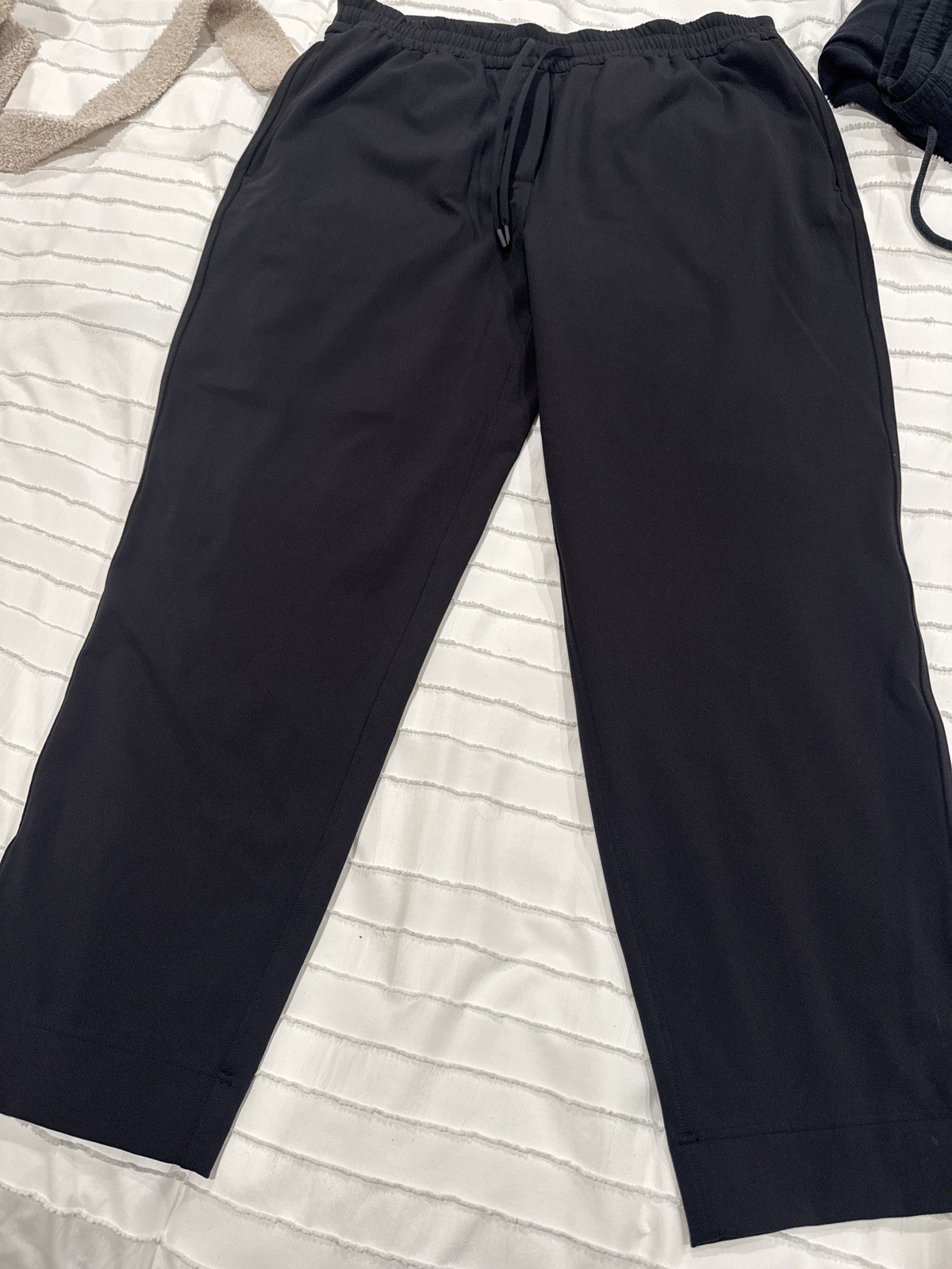 Lululemon On the Fly Pant Luxtreme Black Women’s Size L Drawstring
