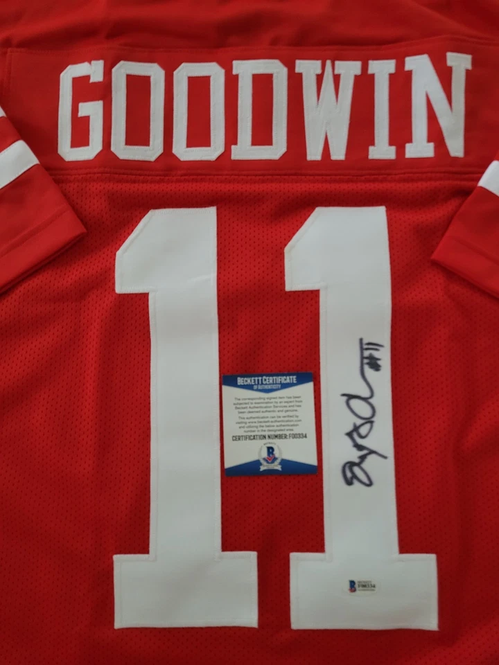 Camiseta deportiva firmada por Marquise Goodwin de los 49ers de San Francisco (certificado de autenticidad JSA) Foto 2 de 3