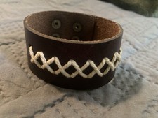 LEATHER CUFF BRACELET WITH 2 SNAP CLOSE 8 3/4  LONG