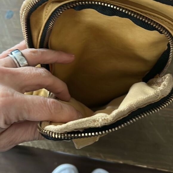 Highly Functional, Beautiful Mini-Backpack/Adjust… - image 3