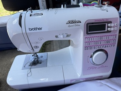 Brother Innov-is 40e Project Runway Limited Edition Computerized