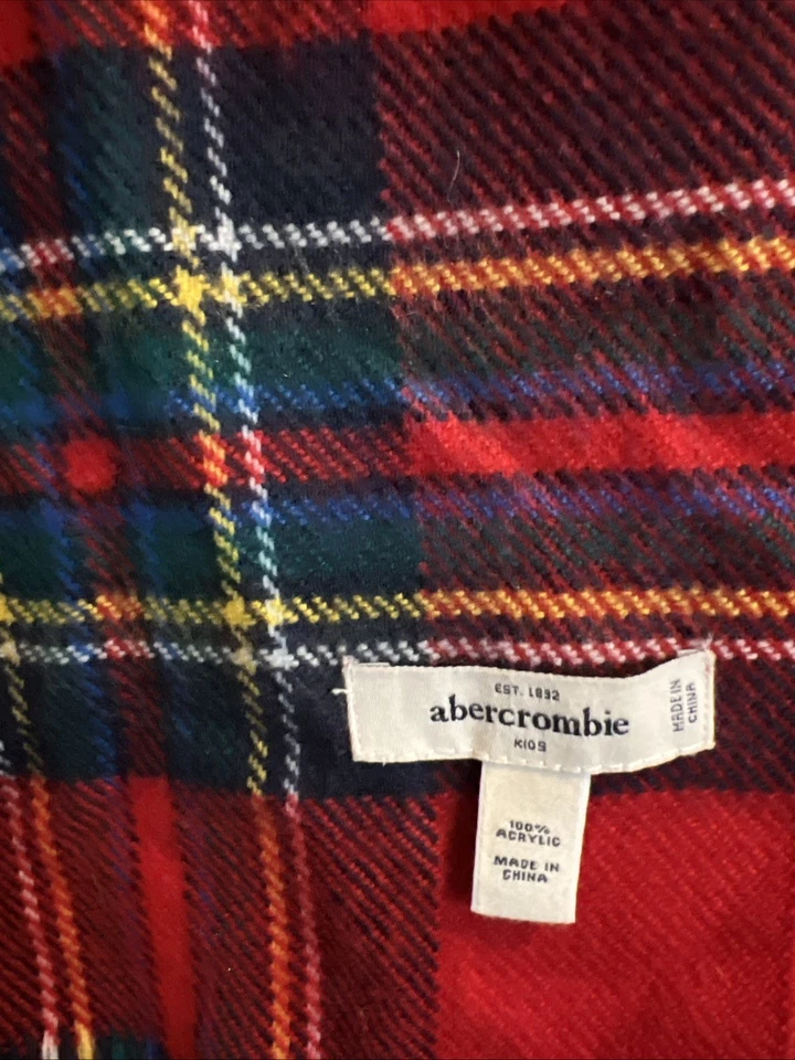Bufanda clásica roja a cuadros Abercrombie & Fitch para niños Foto 2 de 4