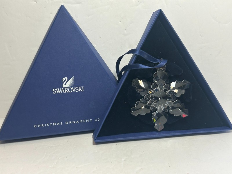 2008 Swarovski CRYSTAL Annual Edition Snowflake Ornament MINT in Original Box