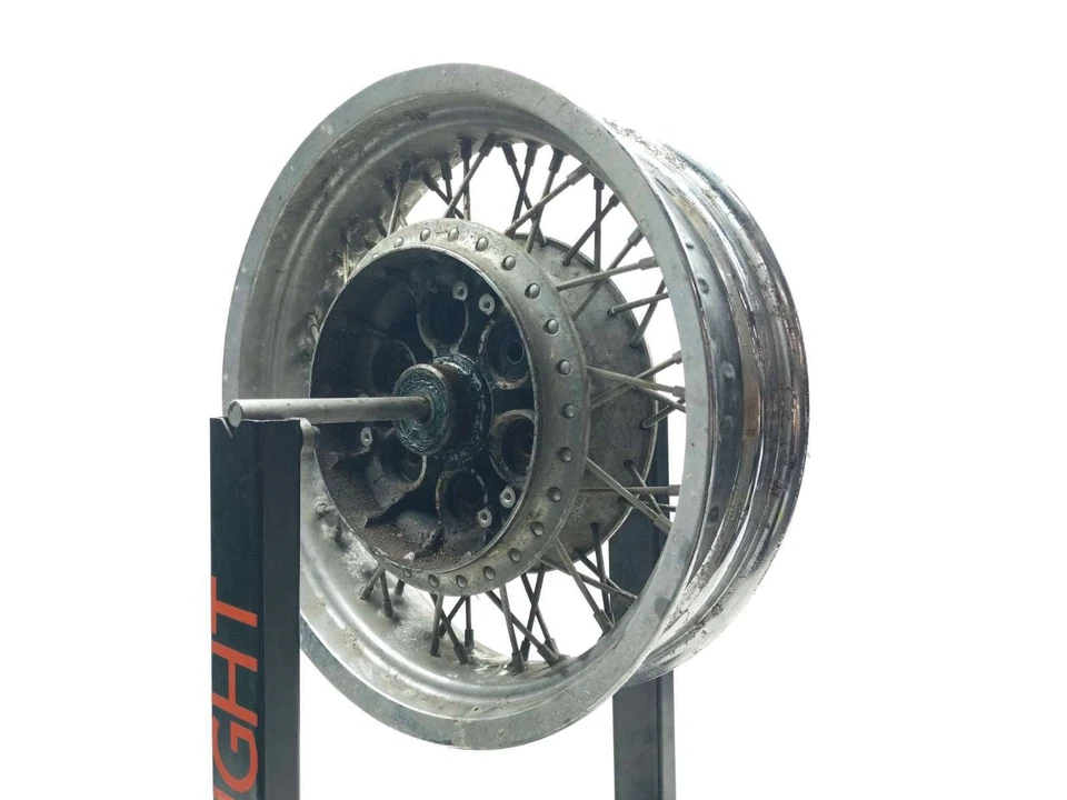 Прямой обод заднего колеса 95 Suzuki VS1400 Intruder 15 X 4,00 - Изображение 3 из 4