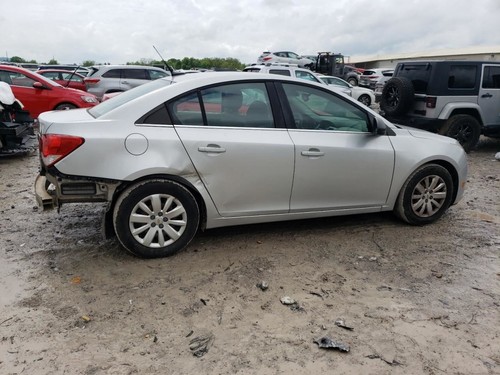 Air Flow Meter Fits 11-15 VOLT 4794070 - Picture 3 of 12