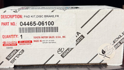 LEXUS/TOYOTA FRONT BRAKE PADS 04465-06100
